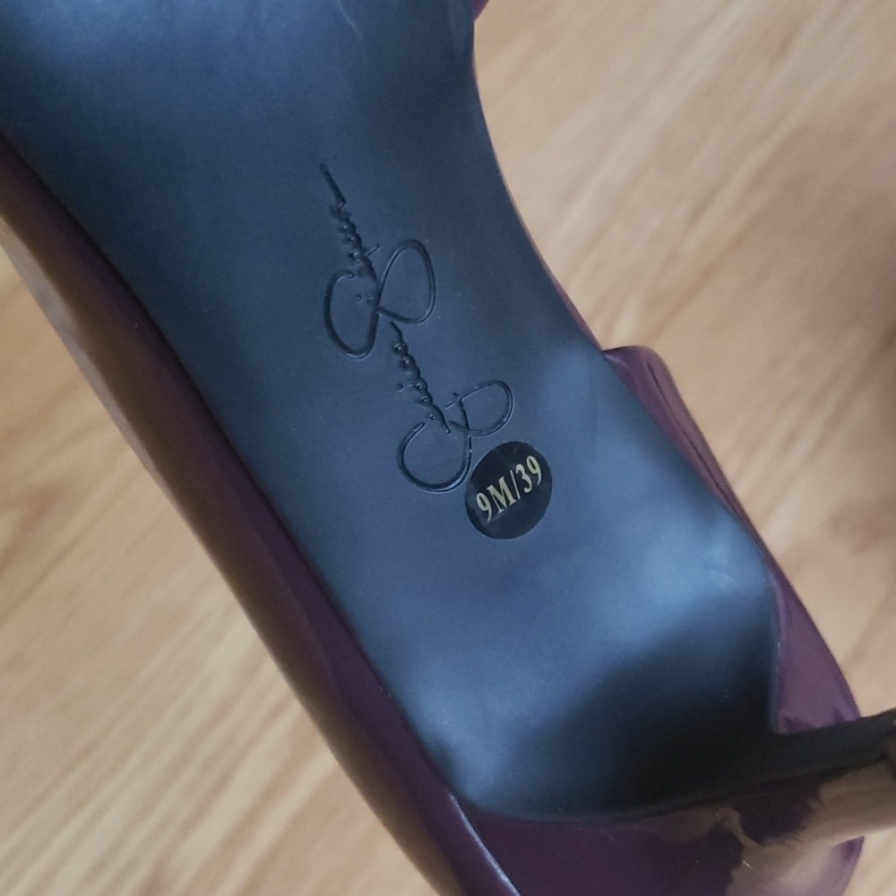 Jessica Simpson Heels - Picture 3 of 4